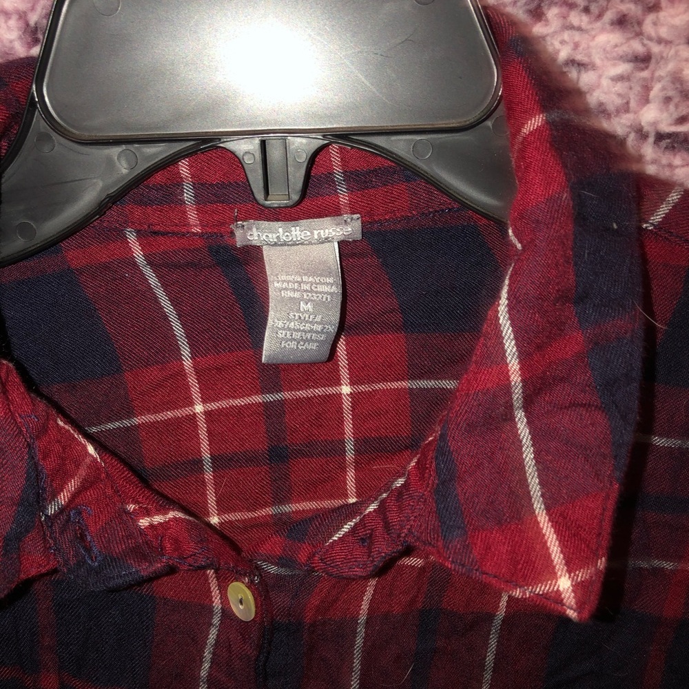 Button down - Picture 2 of 2